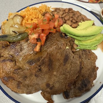 El Sabor Serano - Carne asada plate - Mexican Near Me - Napa, California