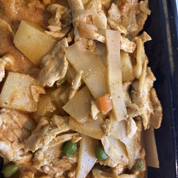 Thai Dishes Valencia - Thai Near Me - Valencia, California