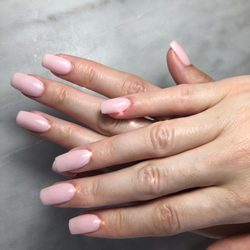 Pro Nails - DIP manicure by Helen!