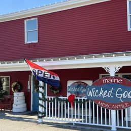 Exterior photo of Maine Wicked Goods Mercantile - Freeport, Maine Exterior photo of Maine Wicked Goods Mercantile - Freeport, Maine