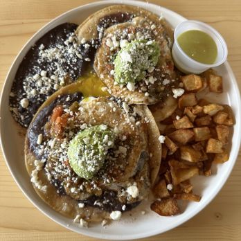 La Dosis Coffee + Cocktails - Huevos rancheros - Coffee & Tea Near Me - Cedar Park, Texas La Dosis Coffee + Cocktails - Huevos rancheros - Coffee & Tea Near Me - Cedar Park, Texas
