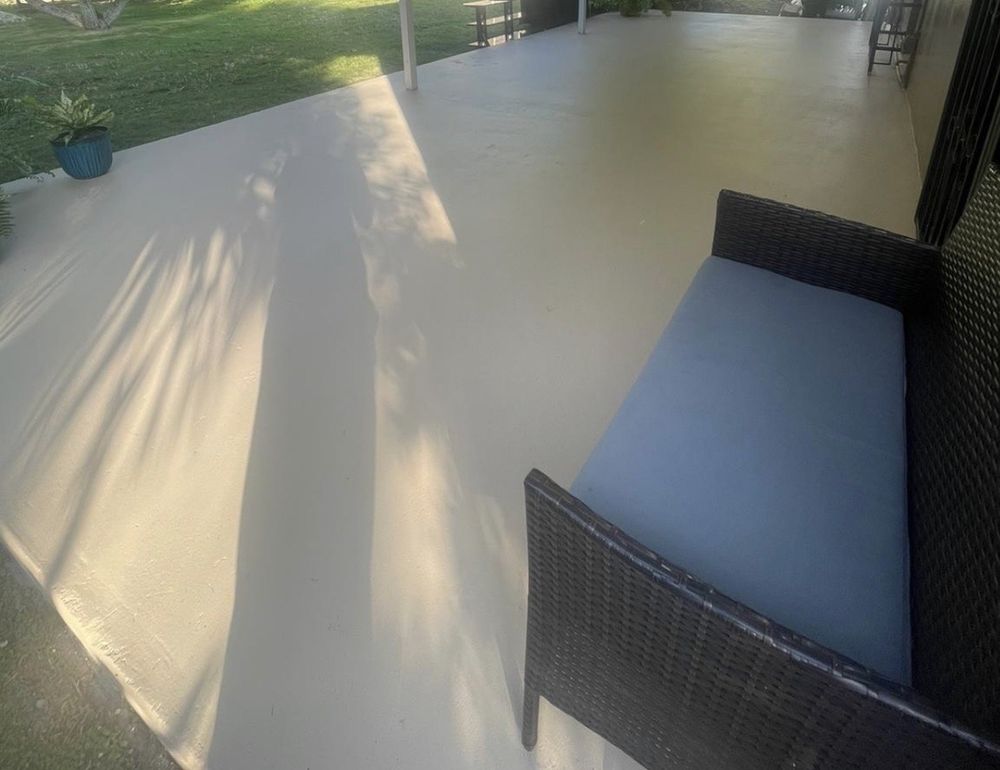 Slide of Ares Roof & Gutter Cleaning