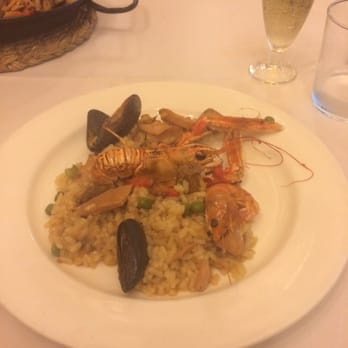 Can Culleretes - Paella especiale - Catalan Near Me - Barcelona, B Can Culleretes - Paella especiale - Catalan Near Me - Barcelona, B