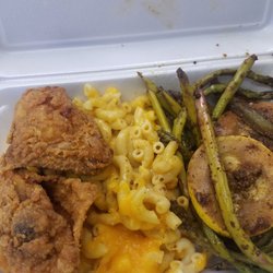 The Davis Family Establishment - Fried chicken, mac and cheese with squash and asparagus