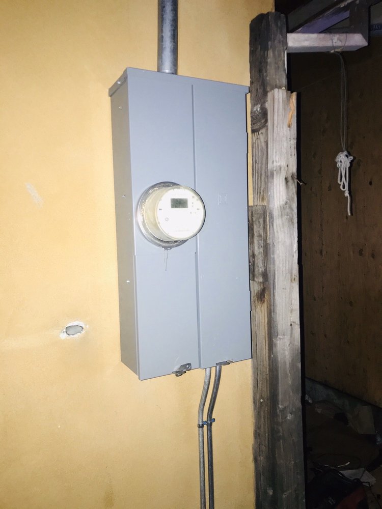 Slide of Huerta Electrical Services