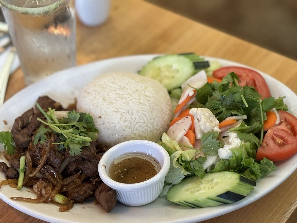 KETTLES VIETNAMESE BISTRO Updated September 2024 542 Photos & 612