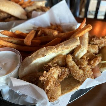 Lola's A Louisiana Kitchen - Oyster and shrimp po boys - Cajun/Creole Near Me - Las Vegas, Nevada Lola's A Louisiana Kitchen - Oyster and shrimp po boys - Cajun/Creole Near Me - Las Vegas, Nevada