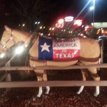 Saltgrass Steak House - Cool horse outside... - Steakhouses Near Me - Amarillo, Texas Saltgrass Steak House - Cool horse outside... - Steakhouses Near Me - Amarillo, Texas