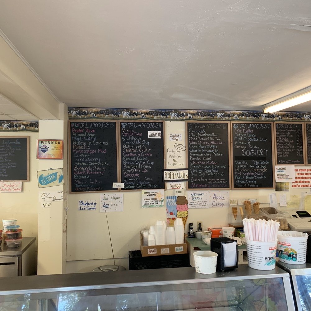 Manning Farm Dairy - As you can see, a tiny menu with only 3-4 selections. (Hah.) Friendly staff quick to answer questions and offer samples. - Ice Cream & Frozen Yogurt Near Me - Dalton, Pennsylvania Manning Farm Dairy - As you can see, a tiny menu with only 3-4 selections. (Hah.) Friendly staff quick to answer questions and offer samples. - Ice Cream & Frozen Yogurt Near Me - Dalton, Pennsylvania