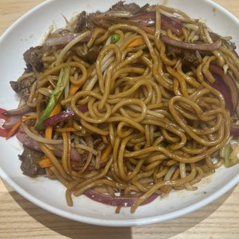 88 Bao Bao - Beef chowmein noodles - Dim Sum Near Me - Lathrop, California 88 Bao Bao - Beef chowmein noodles - Dim Sum Near Me - Lathrop, California