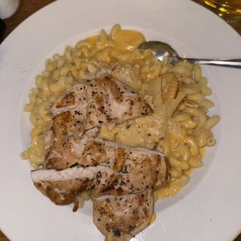 The Motherloaded Tavern - Grilled Chicken Mac - New American Near Me - Breckenridge, Colorado The Motherloaded Tavern - Grilled Chicken Mac - New American Near Me - Breckenridge, Colorado