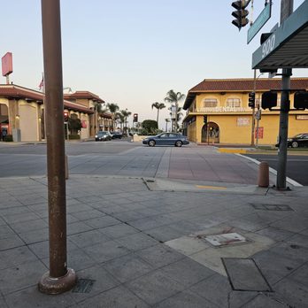 San Fernando Mall - Dental spa - Shopping Centers Near Me - San Fernando, California San Fernando Mall - Dental spa - Shopping Centers Near Me - San Fernando, California