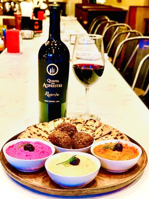 Lokal Mediterranean Kitchen by null