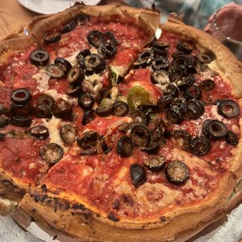 Giordano's - Small veggie rep dish - Pizza Near Me - Chicago, Illinois
