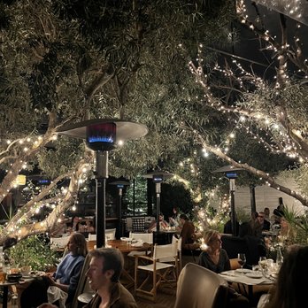Laurel Hardware - New American Near Me - West Hollywood, California
