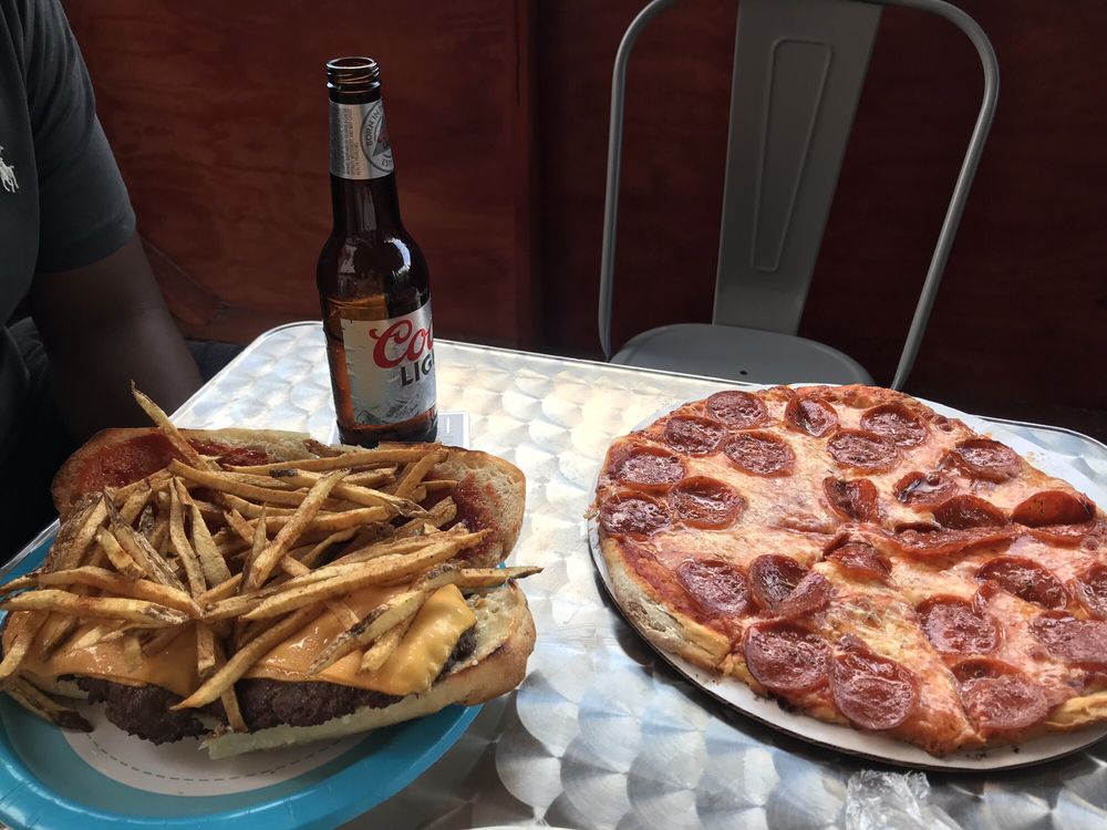 ASTOR BAR & GRILL Updated June 2024 20 Photos & 30 Reviews 725