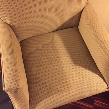 Hampton Inn Greenville - Stained chair - Hotels Near Me - Greenville, Mississippi