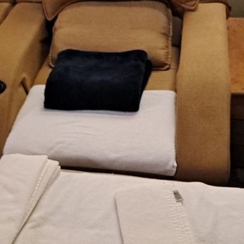 Lavender Foot Spa - Massage Near Me - Philadelphia, Pennsylvania