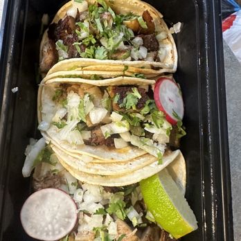 Cantina La Martina - Carnitas Tacos - Mexican Near Me - Philadelphia, Pennsylvania Cantina La Martina - Carnitas Tacos - Mexican Near Me - Philadelphia, Pennsylvania