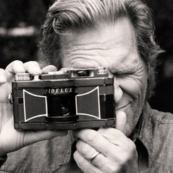 Napa Valley Museum - Jeff Bridges and his Widelux camera