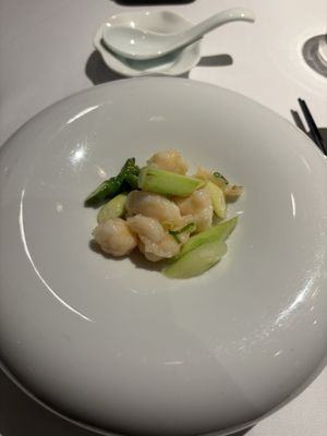 Tien Hsiang Lo by null