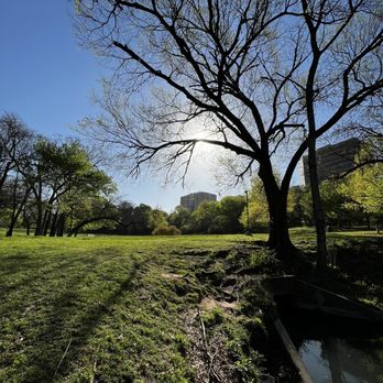 Reverchon Park - Parks Near Me - Dallas, Texas