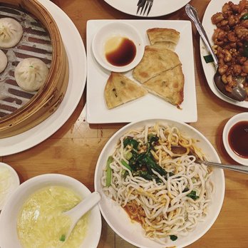 Jeng Chi - Egg Drop Soup Beef Juicy Steamed Dumplings (6)Green Onion Pancake (1)Chicken with Cashew* Jeng Chi Spicy Dan Dan Noodle* - Bakeries Near Me - Richardson, Texas