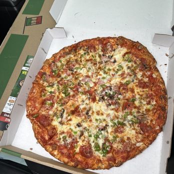 Toarmina's Pizza - Deluxe Pizza - Pizza Near Me - Canton, Michigan