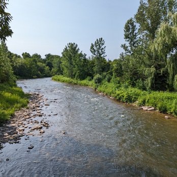 Streetsville Memorial Park - Overlooking the Credit River from the bridge. - Parks Near Me - Mississauga, Ontario Streetsville Memorial Park - Overlooking the Credit River from the bridge. - Parks Near Me - Mississauga, Ontario
