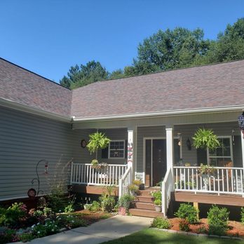 Braswell Construction Group - This color is merlot and brightens up the home - Roofing Near Me - Covington, Georgia