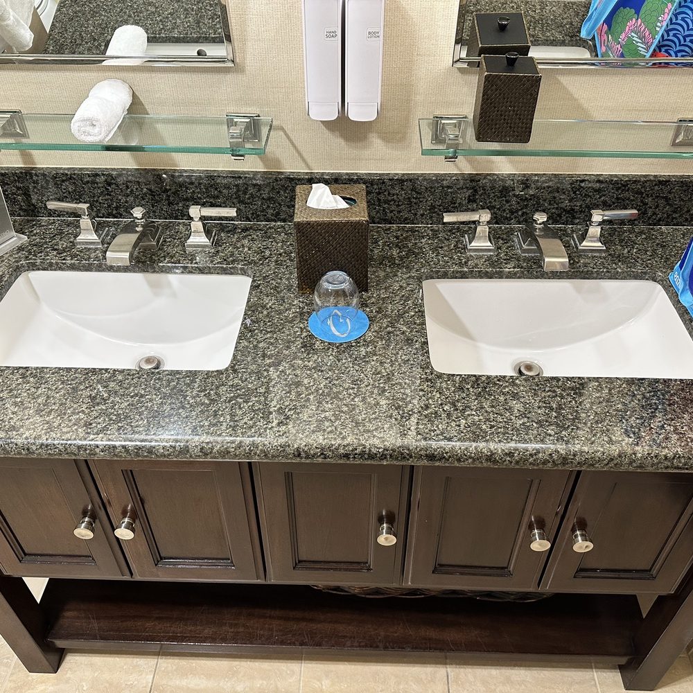 Cupertino Hotel - Sink - Hotels Near Me - Cupertino, California