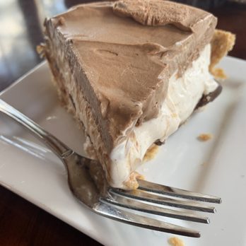 Rustic Inn Cafe - Five layer Chocolate - Burgers Near Me - Two Harbors, Minnesota
