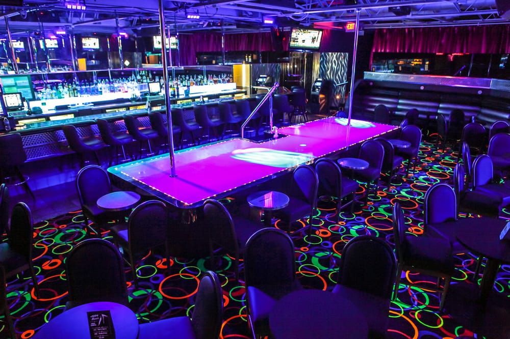 PLAYHOUSE CLUB 18 Photos 13201 Middlebelt Rd, Romulus, MI Yelp