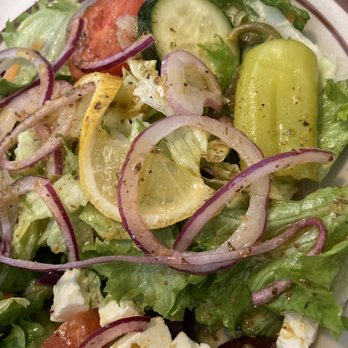 Golden Basket Restaurant - Greek salad - Burgers Near Me - Green Bay, Wisconsin Golden Basket Restaurant - Greek salad - Burgers Near Me - Green Bay, Wisconsin