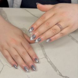 V360 Nail Lounge - Gel X design by Elisa