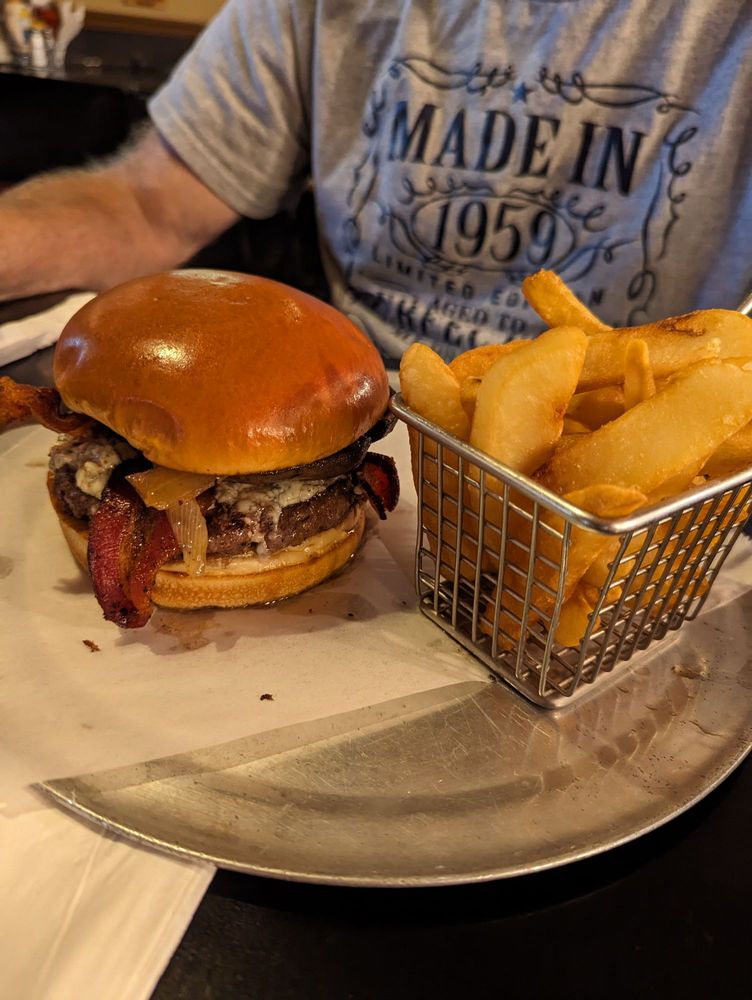 Food from Burgers & Beer