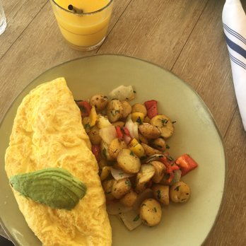 Driftwood Kitchen - Omelette! The cheese inside was a little too strong for me, but it overall very delicious - Seafood Near Me - Laguna Beach, California Driftwood Kitchen - Omelette! The cheese inside was a little too strong for me, but it overall very delicious - Seafood Near Me - Laguna Beach, California