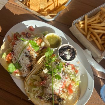 Shoreline Cafe - Seafood Near Me - Santa Barbara, California