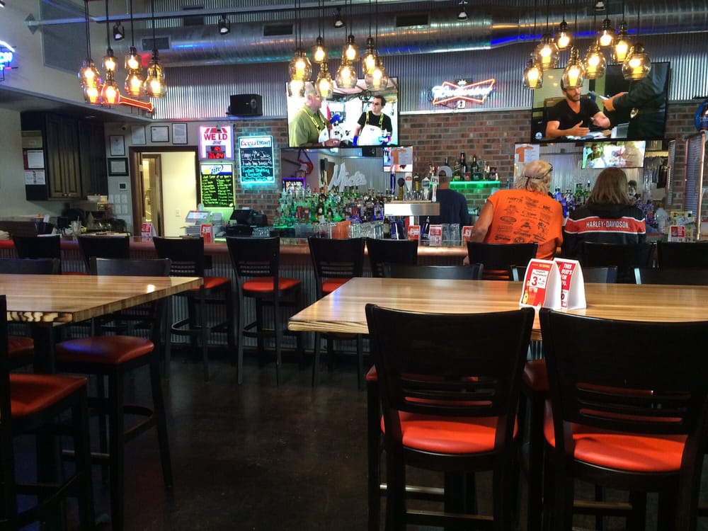 MICK’S BAR Updated September 2024 101 S East St, Annawan, Illinois