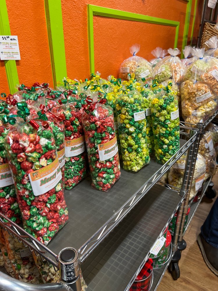 POPCORN PARADISE Updated September 2024 324 S Water St, Marine City