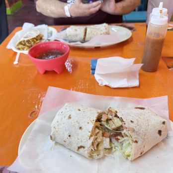 Taqueria Emmanuel - Chicken Fajita Burrito. - Seafood Near Me - Baytown, Texas Taqueria Emmanuel - Chicken Fajita Burrito. - Seafood Near Me - Baytown, Texas