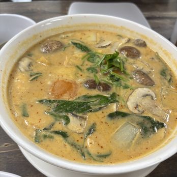 Thai Curry Restaurant - 17. Tom Khar soup - Thai Near Me - Houston, Texas Thai Curry Restaurant - 17. Tom Khar soup - Thai Near Me - Houston, Texas