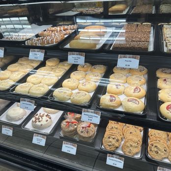 Buc-ee's - Gas Stations Near Me - Waller, Texas