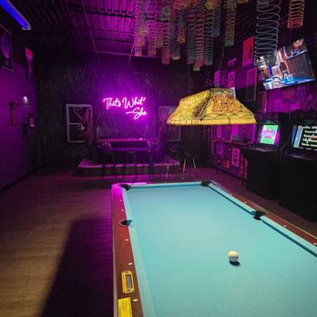 Hadouken Bar & Arcade - Bars Near Me - Lancaster, Ohio