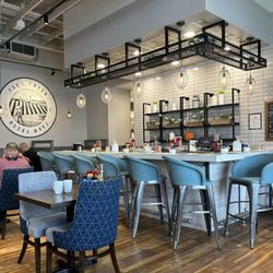First Watch - Bar seating