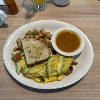 Aroma Cafe - California omelette - Acai Bowls Near Me - Santaquin, Utah