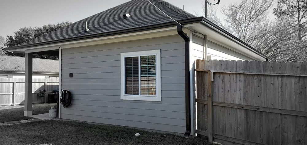 Slide of Precision Seamless Gutters 