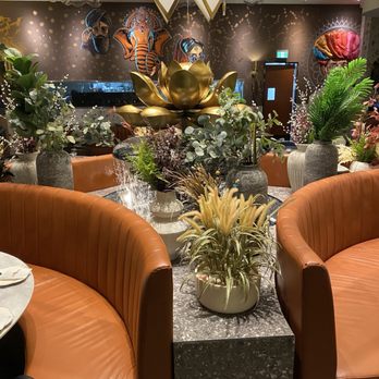 Desi Road - Interior - Indian Near Me - Brampton, Ontario