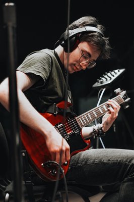 Guitar & Bass Guitar Lessons - Group and Private Guitar and Bass Guitar lessons available 30 minutes or 60 minutes! Guitar & Bass Guitar Lessons - Group and Private Guitar and Bass Guitar lessons available 30 minutes or 60 minutes!