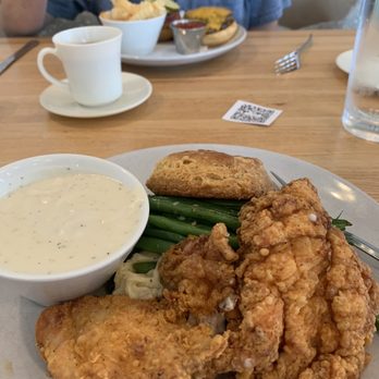 Colleen's Kitchen - Buttermilk Fried Chicken - Southern Near Me - Austin, Texas Colleen's Kitchen - Buttermilk Fried Chicken - Southern Near Me - Austin, Texas